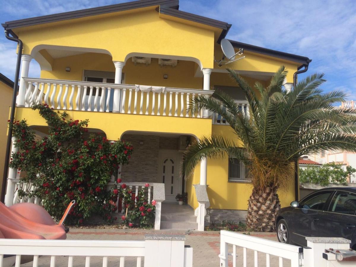 Apartments Buba Вир Екстериор снимка