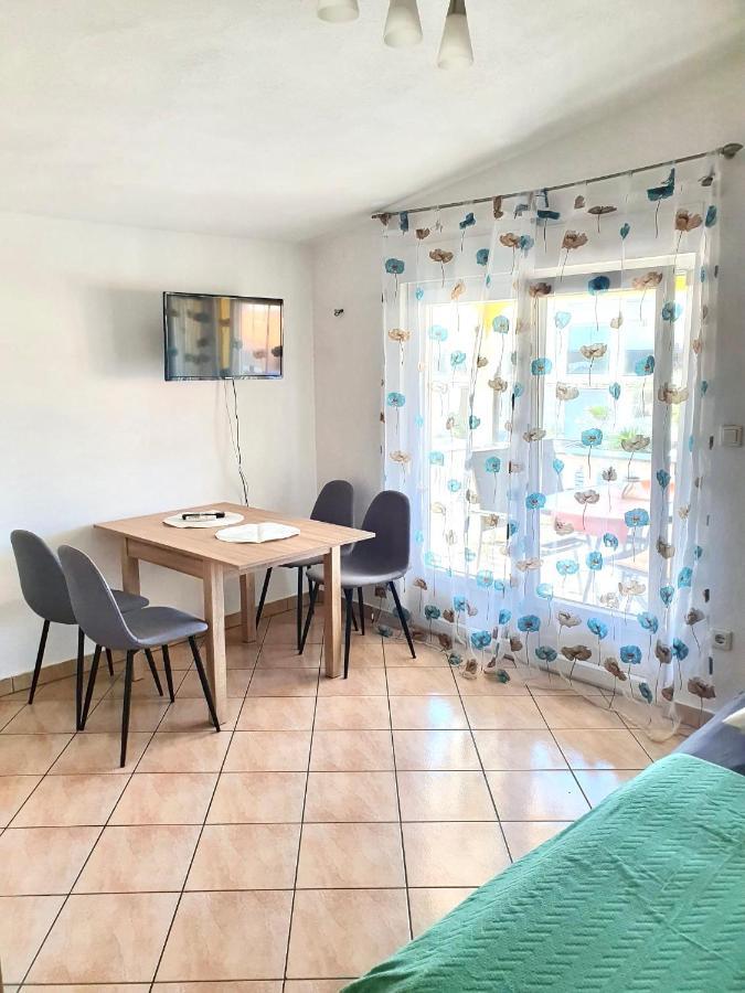 Apartments Buba Вир Екстериор снимка