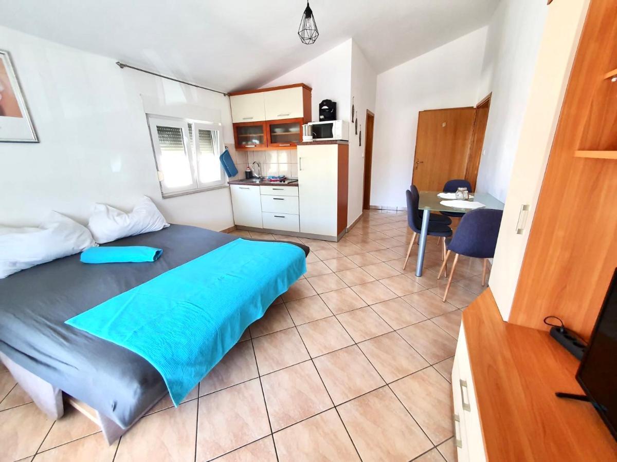 Apartments Buba Вир Екстериор снимка